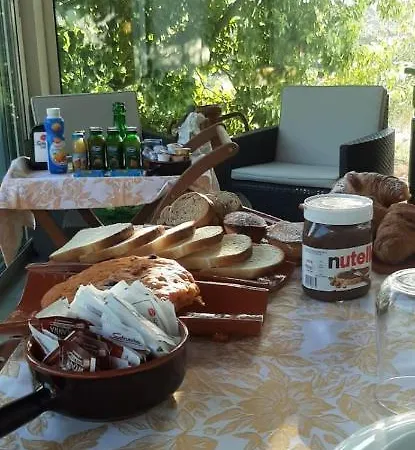 Casale Contenti مورو ليتشيزي